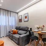 Apto Quarto E Sala Completo Prox Paulista Com Vaga De Garagem